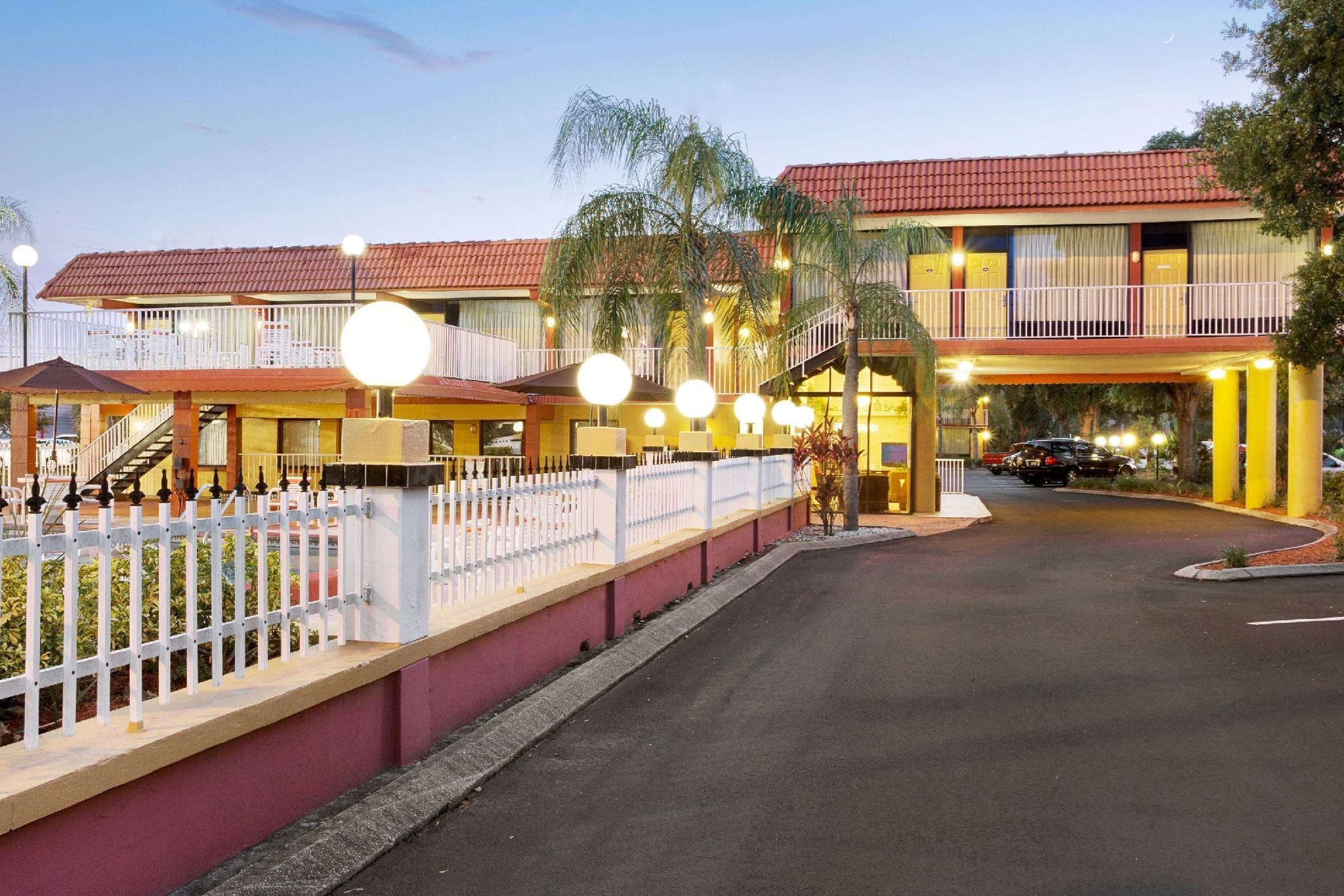 Howard Johnson By Wyndham Clearwater - Dunedin Ngoại thất bức ảnh